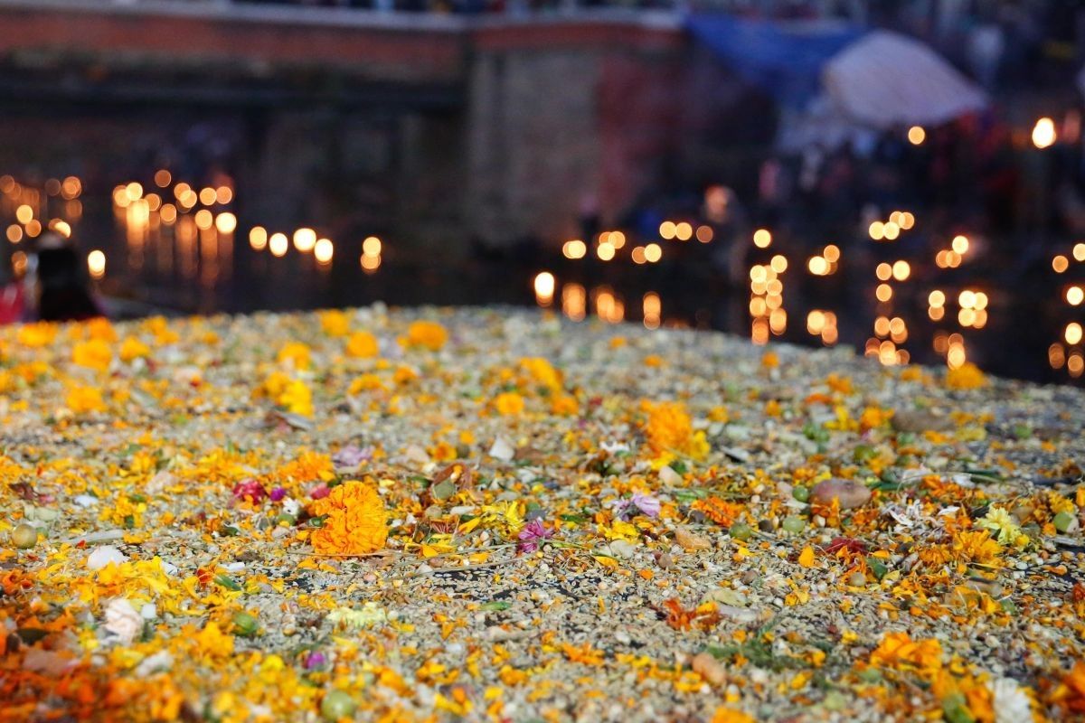 क्यानडाका नेपाली समुदायले शतबीज छरेर बालाचतुर्दशी मनाए